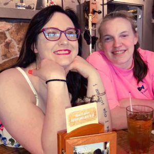 Meet your Posher, Mallory